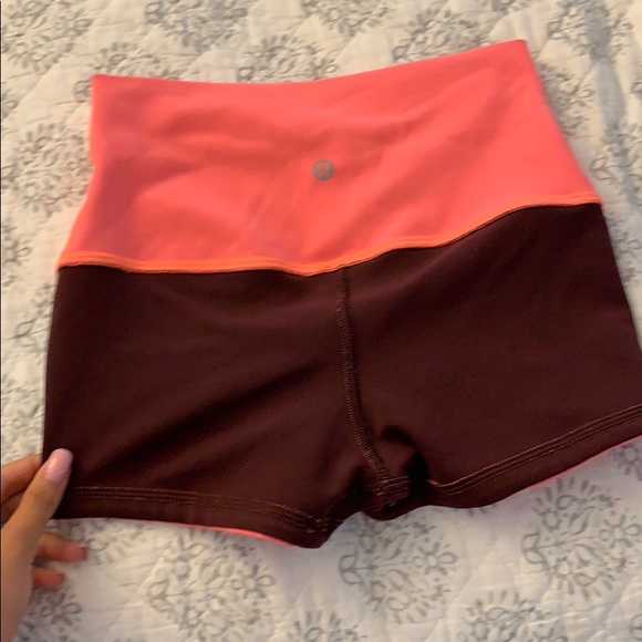 Lululemon Spandex biker shorts - Picture 3 of 4